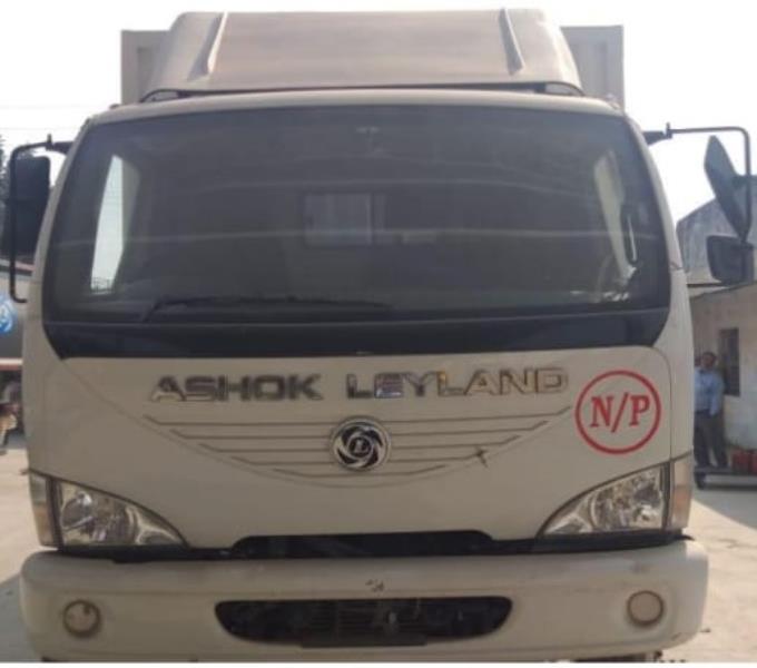 Ashok Leyland Boss 1212 image 2